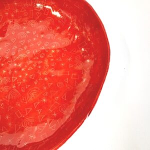 Decoratiebord Ø35 'doodles' rood - Iris Hesse - Afbeelding 2